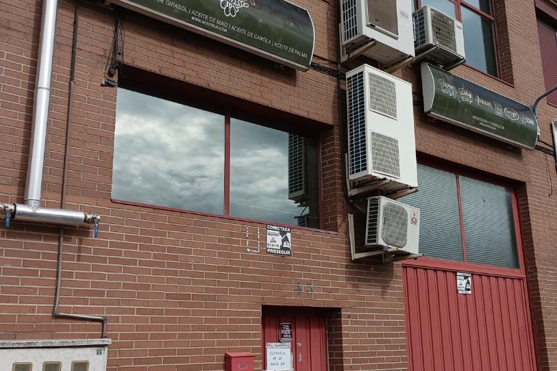 Photo 1 of Industrial buildings for sale in Calle Ciudad de Frías, 24, Villaverde Alto, Madrid