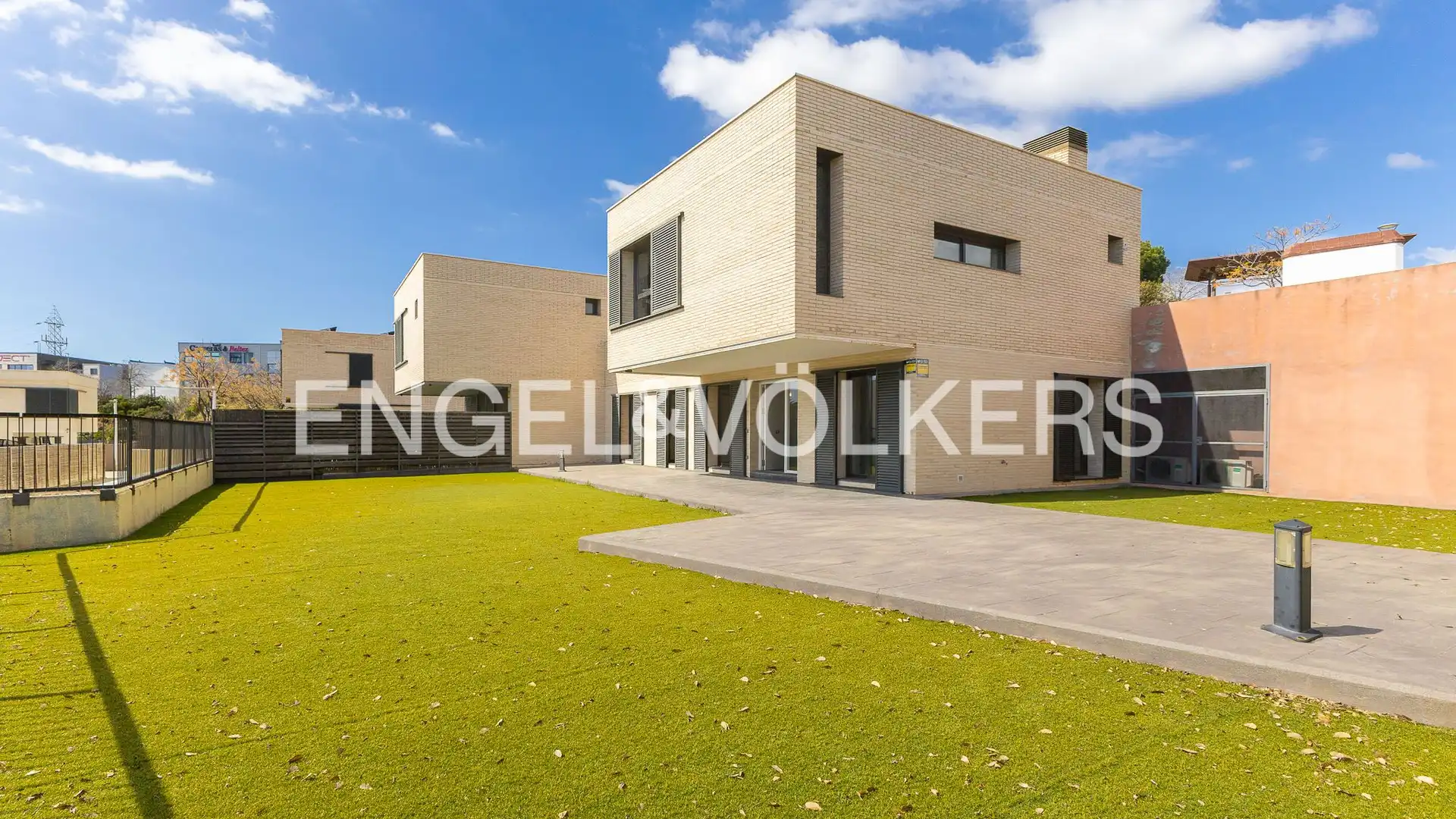 Single-family semi-detached for sale in Vallveric