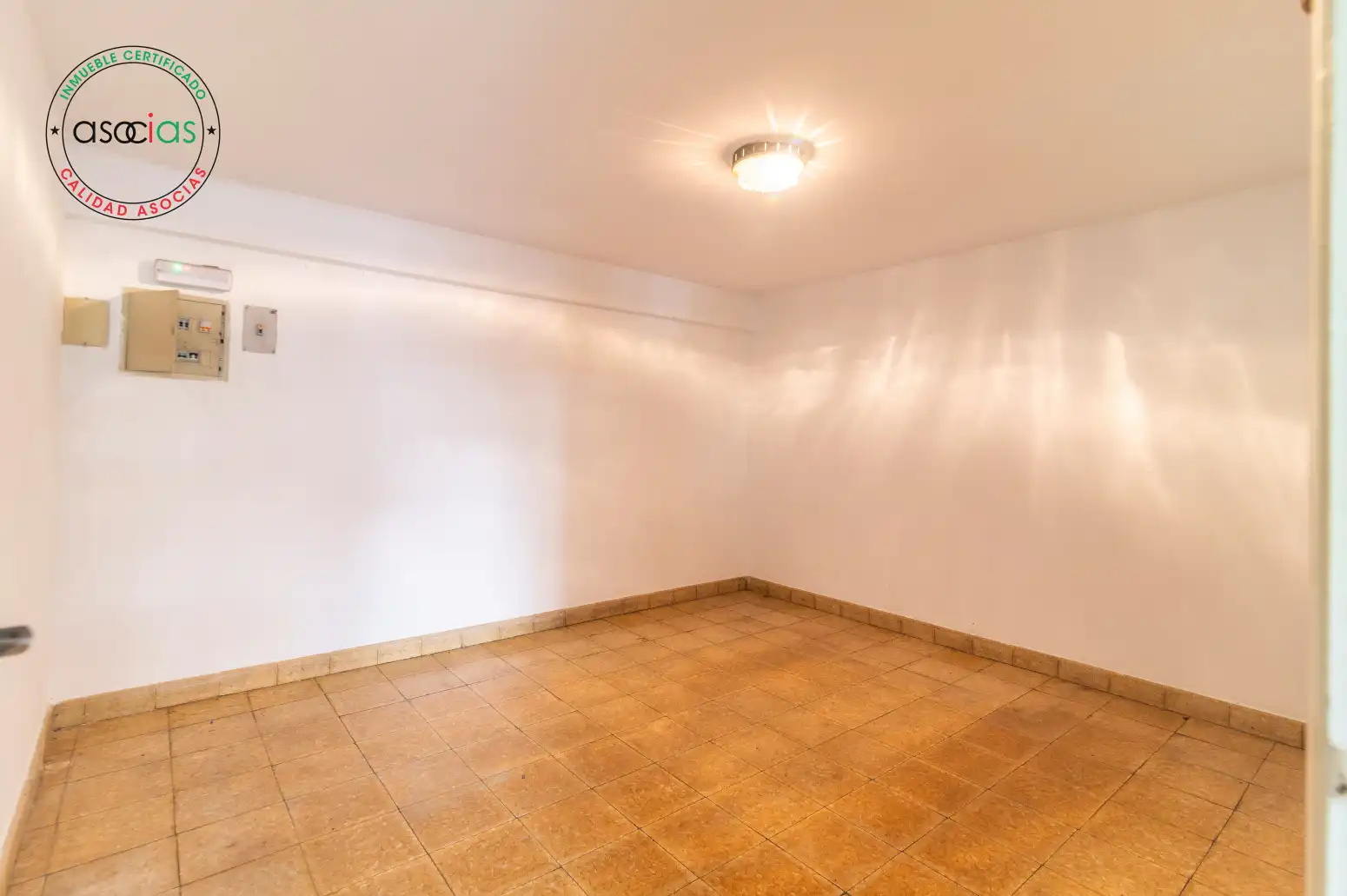Business premises for sale in Gijón - Calle Emilio Tuya 47, imagen 8