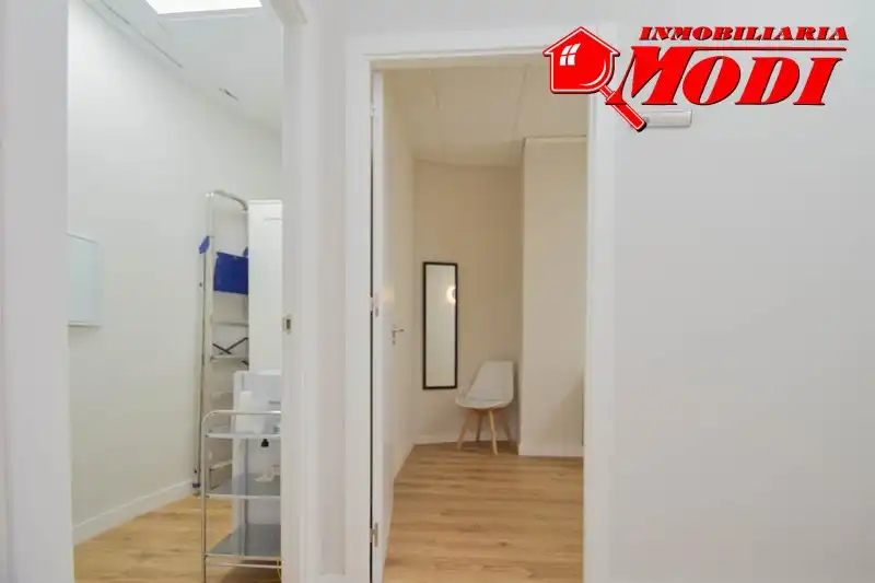 Local comercial en venda a Genil, imagen 16