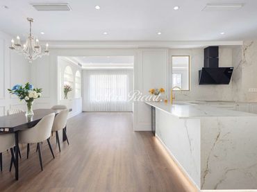 Wohnung mit Balkon zum Verkauf in Sarrià - Sant Gervasi
