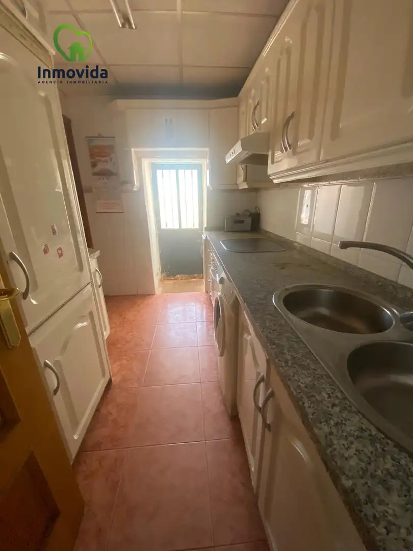 Cuina de Casa o xalet en venda en Córdoba amb Terrassa i Piscina