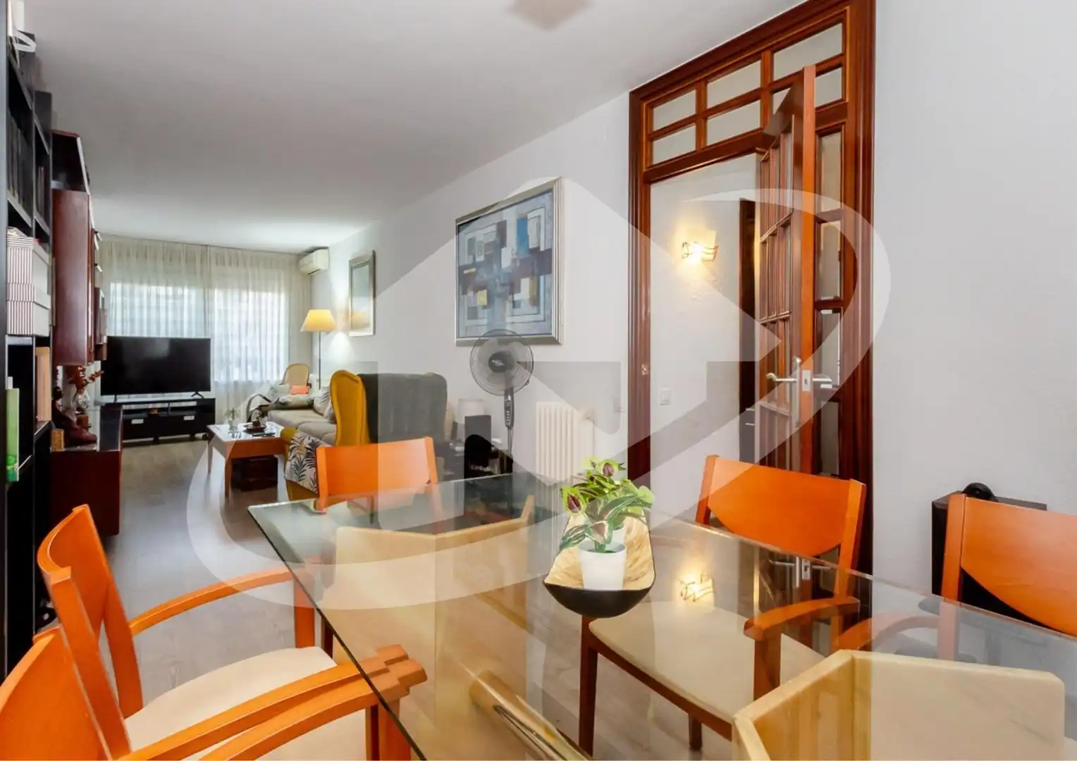 Piso con terraza en venta en Carrer dels Comtes de Bell-lloc, imagen 4