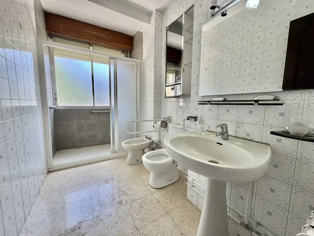 Baño de Piso en venta en Córdoba con Terraza