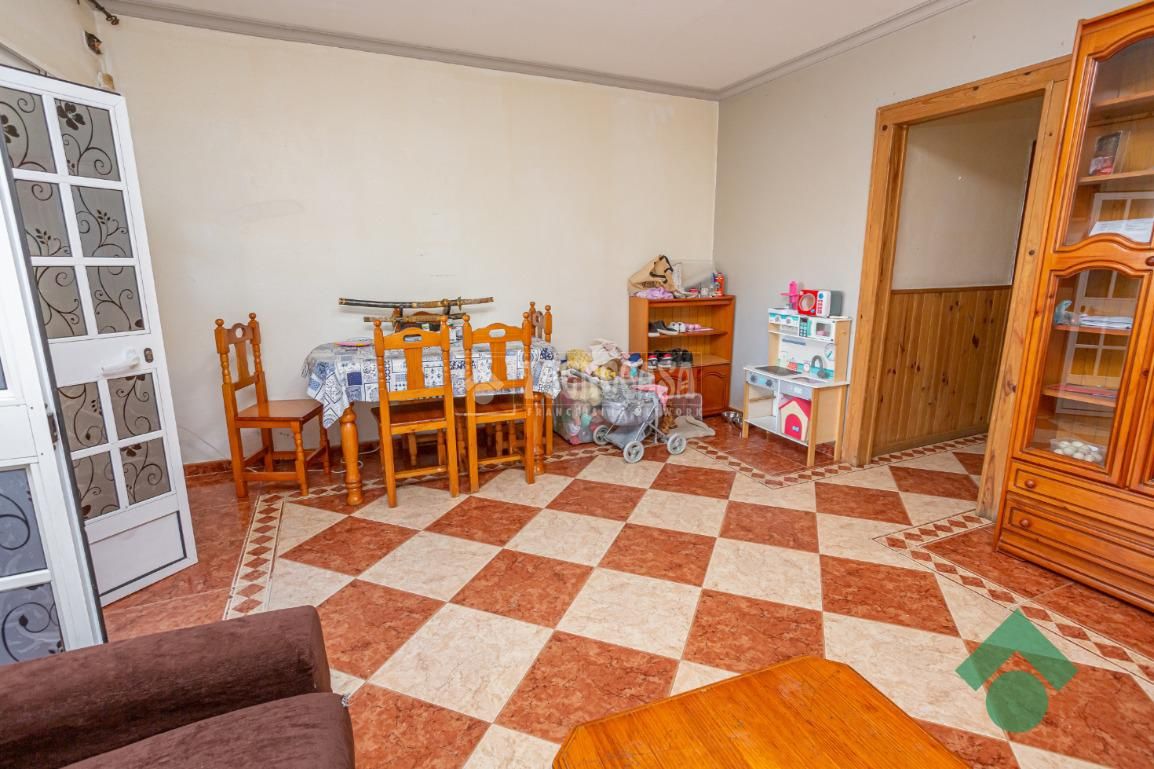 Single-family semi-detached for sale in Algeciras  with Terrace