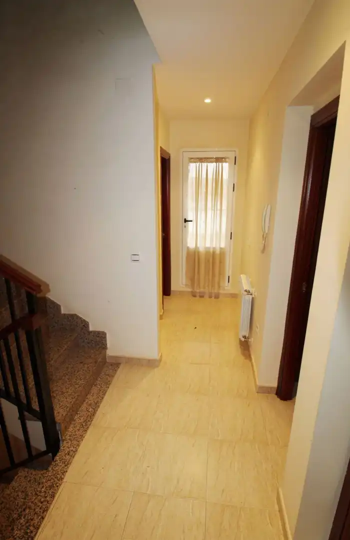 Casa adosada en venda en Poblete amb Aire condicionat, Calefacció i Terrassa