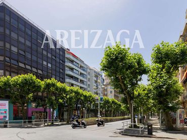 Pis amb ascensor en venda a Avenida de la Libertad