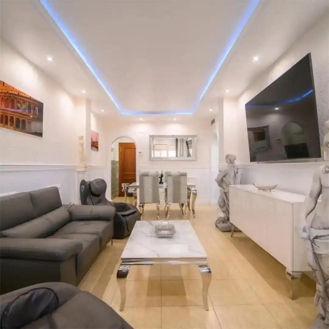 Sala de estar de Apartamento en venta en Puerto Real con Aire acondicionado, Trastero y Amueblado