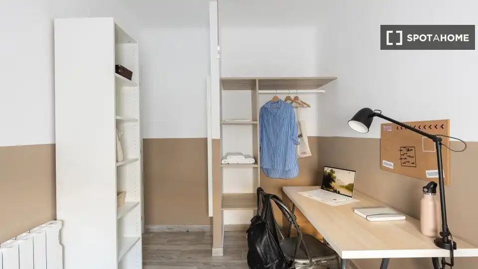 Bedroom of Flat for rent in Getafe  with Air Conditioner, Heating and Furnished