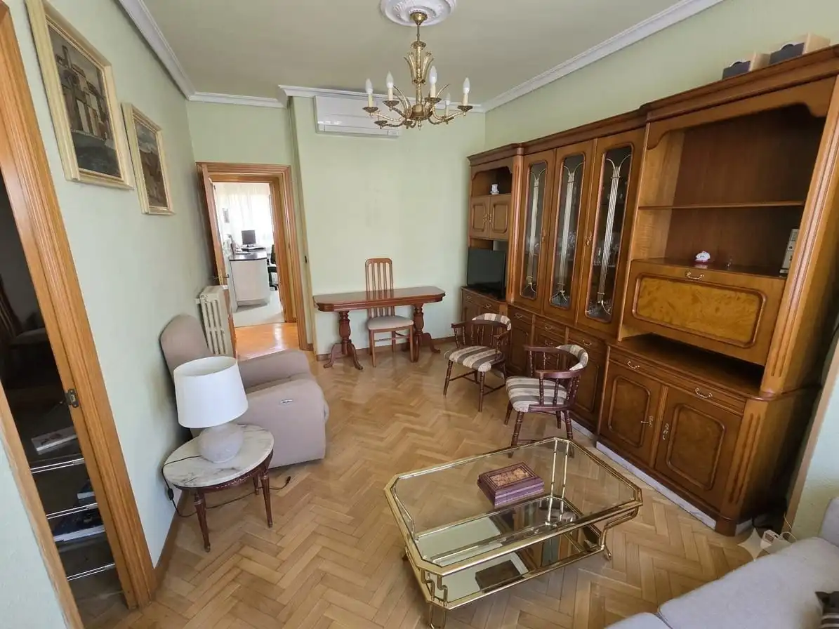 Sala de estar de Piso en venta en Madrid con Aire acondicionado, Calefacción y Amueblado