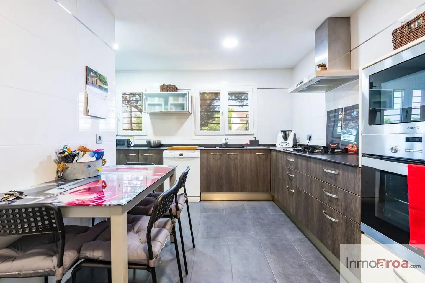 Cocina de Casa o chalet en venta en Godella con Aire acondicionado, Calefacción y Terraza