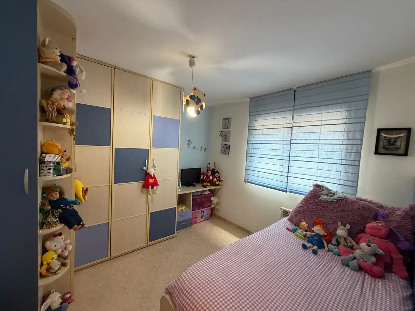 Habitación de Piso en venta en Sant Boi de Llobregat con Calefacción, Terraza y Amueblado