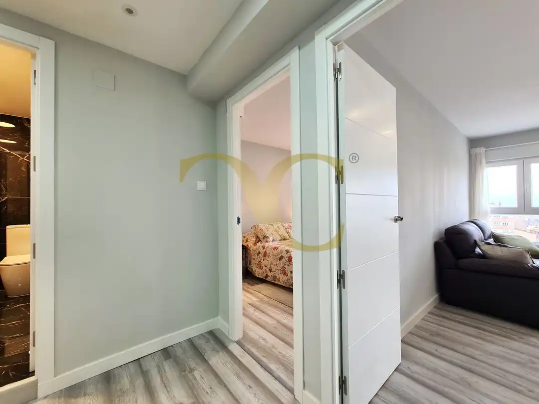 Piso en venta en Oviedo  con Calefacción y Amueblado