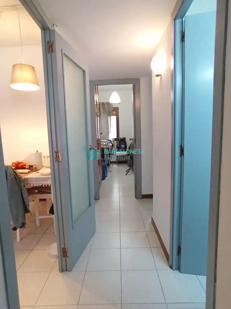 Piso en venta en Barcelona con Calefacción, Terraza y Alarma