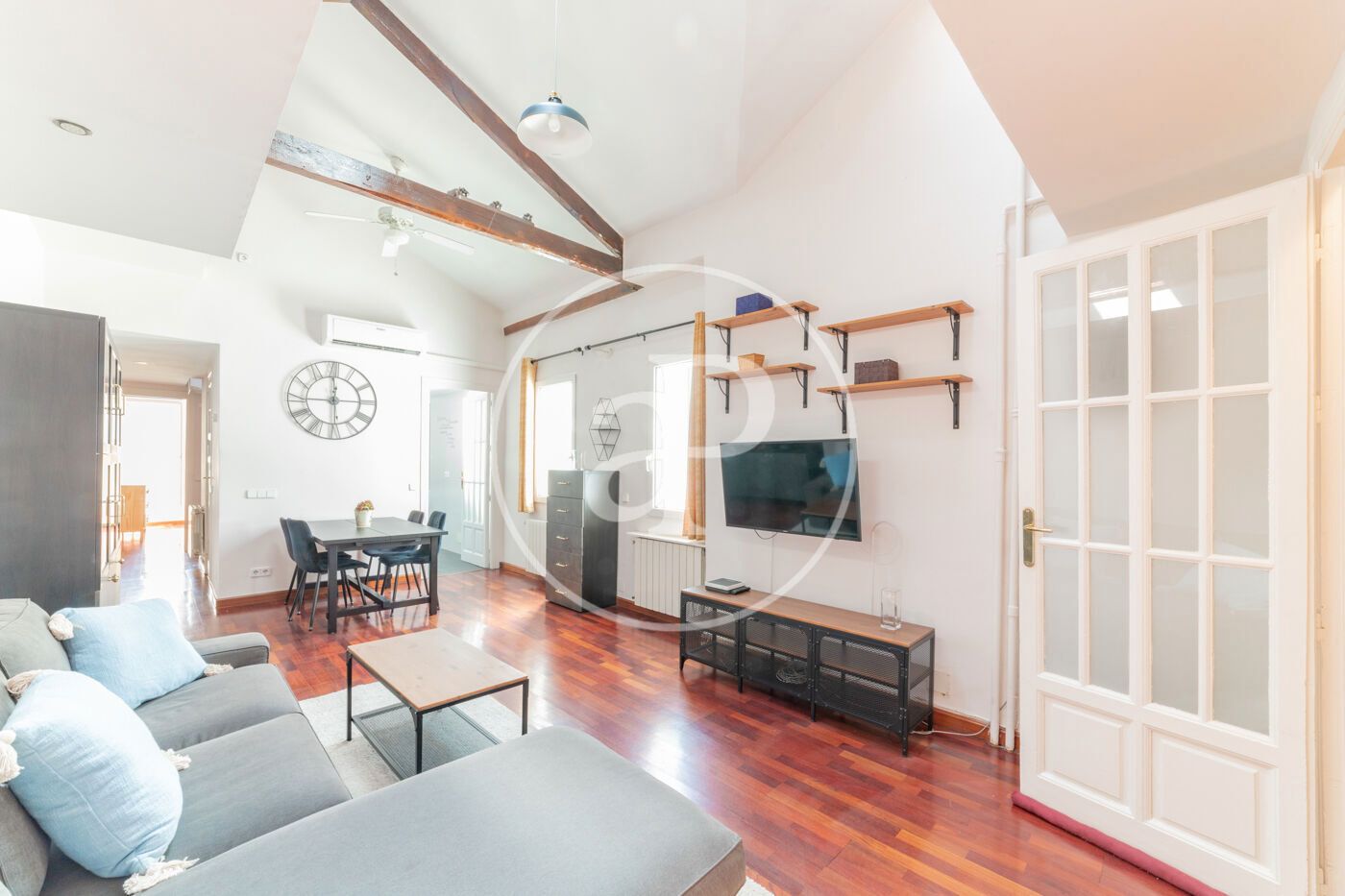 Exterior view of Attic for sale in  Madrid Capital  with Air Conditioner, Heating and Terrace