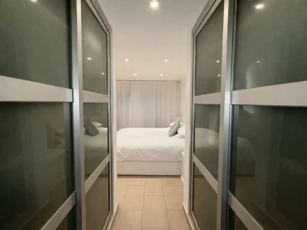 Schlafzimmer von Wohnung zum Verkauf in Calvià mit Klimaanlage, Privatgarten und Terrasse