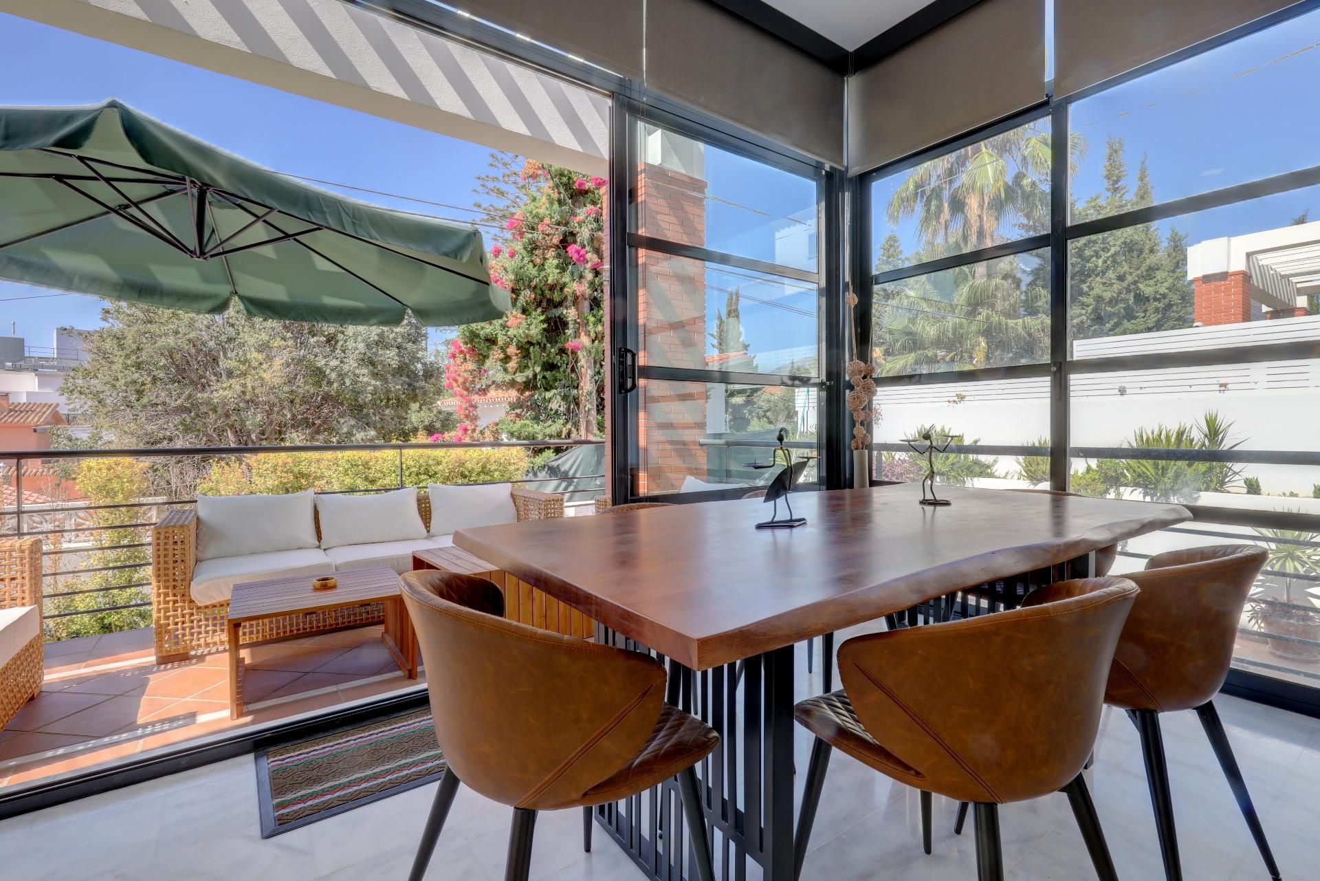 Terrassa de Casa o xalet en venda en Benalmádena amb Aire condicionat, Jardí privat i Terrassa