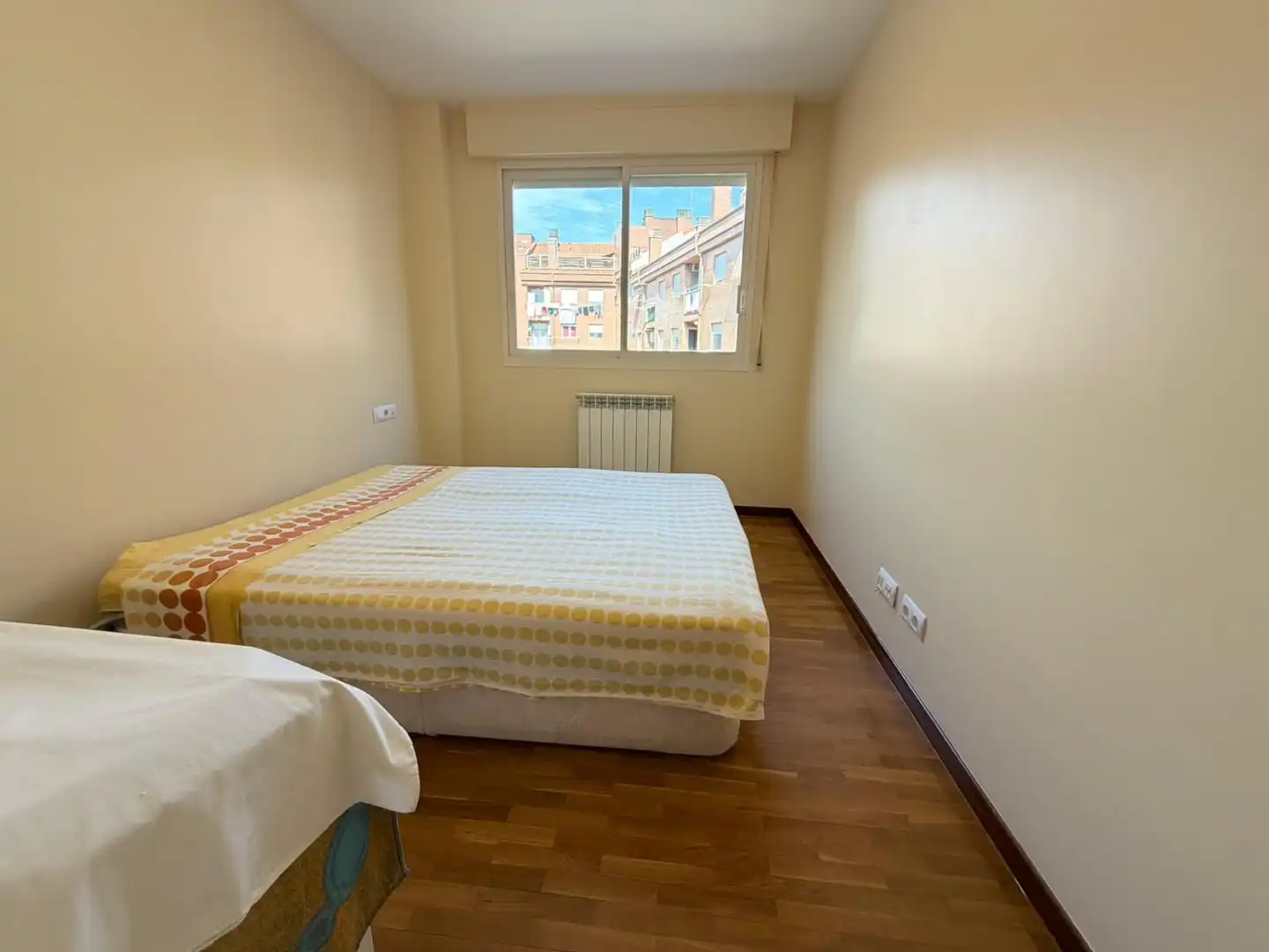 Dormitori de Apartament en venda en Lardero amb Calefacció, Terrassa i Traster