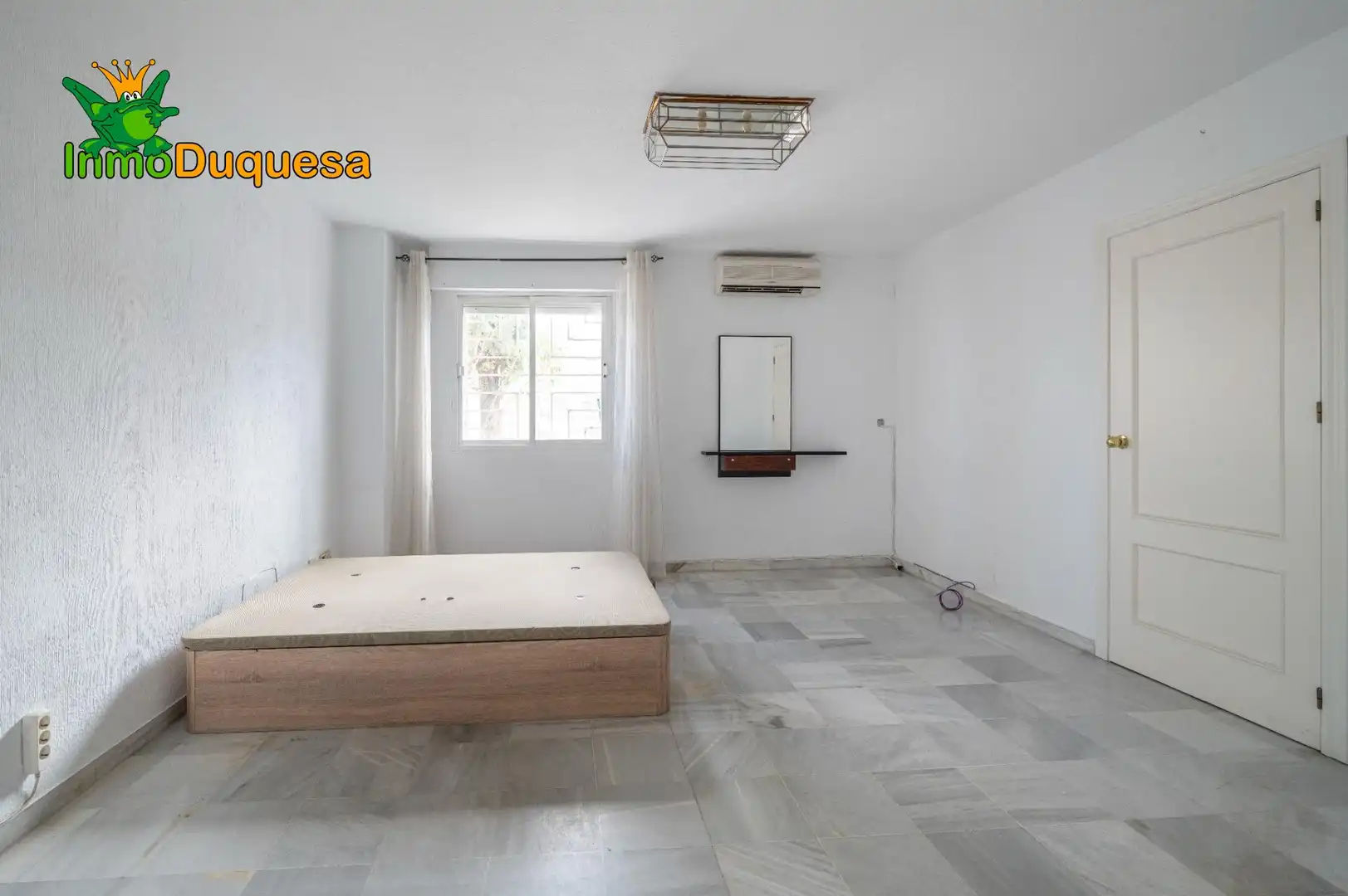 Maison jumelée à vendre à Genil, imagen 47