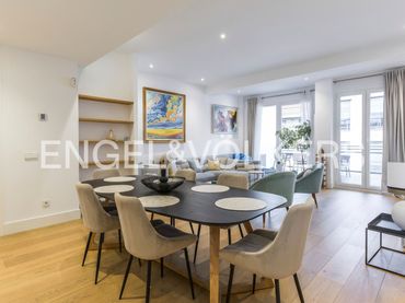 Wohnung mit Balkon zum Verkauf in Calle de las Mártires Concepcionistas