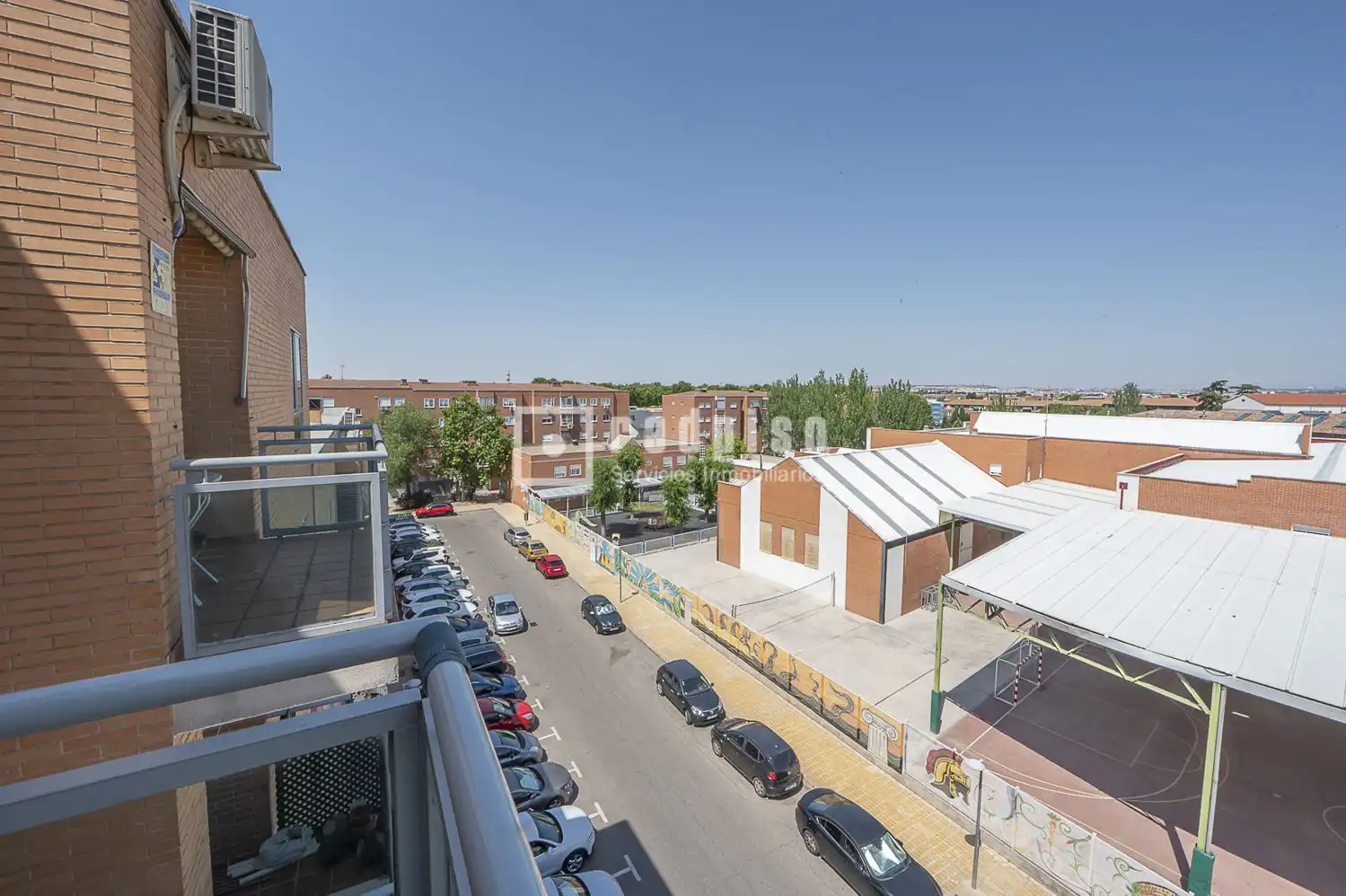 Exterior view of Flat for sale in Pinto  with Air Conditioner, Heating and Terrace