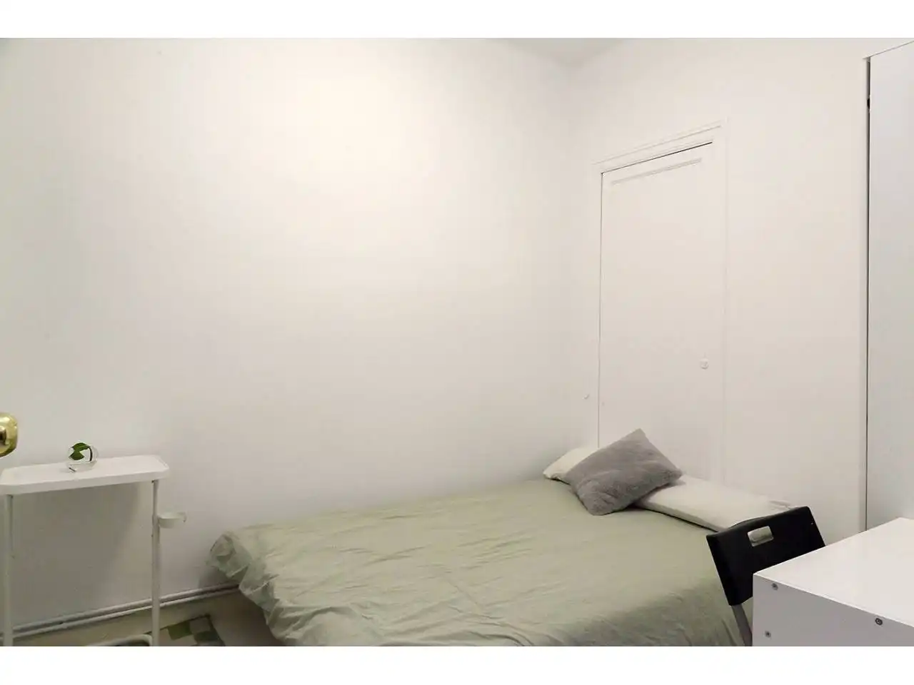 Habitación de Piso en venta en Barcelona con Calefacción