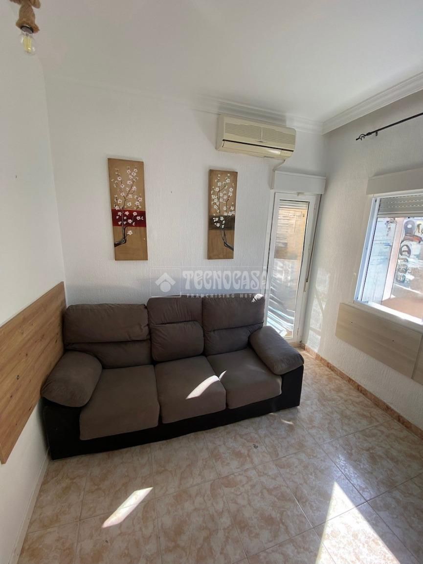 Sala d'estar de Pis en venda en  Huelva Capital amb Moblat i Balcó