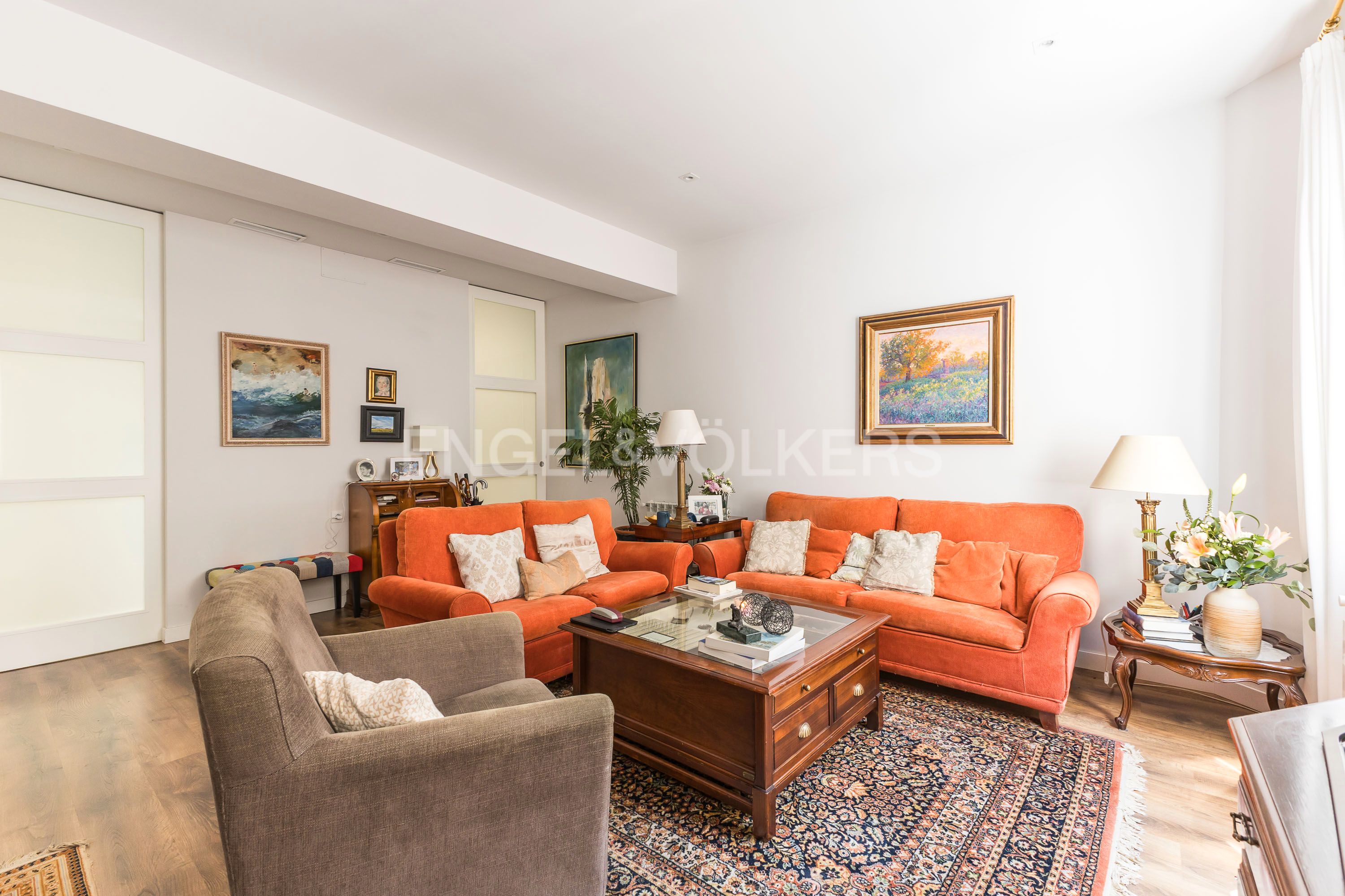 Living room of Apartment for sale in  Madrid Capital  with Air Conditioner and Heating