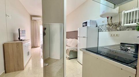 Foto 3 de Estudio en venta en  Hospital Civil, La Trinidad, Málaga Capital