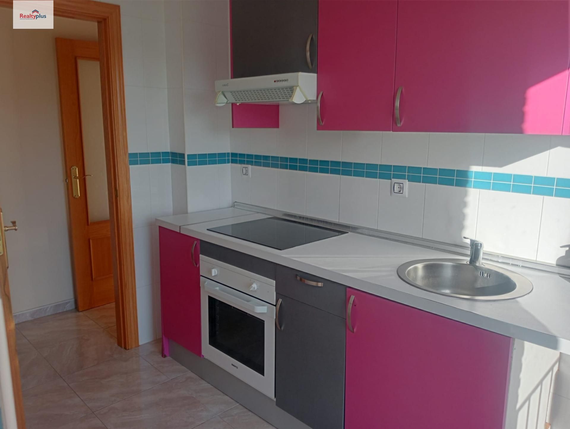 Cocina de Piso en venta en Sotillo de la Adrada con Terraza