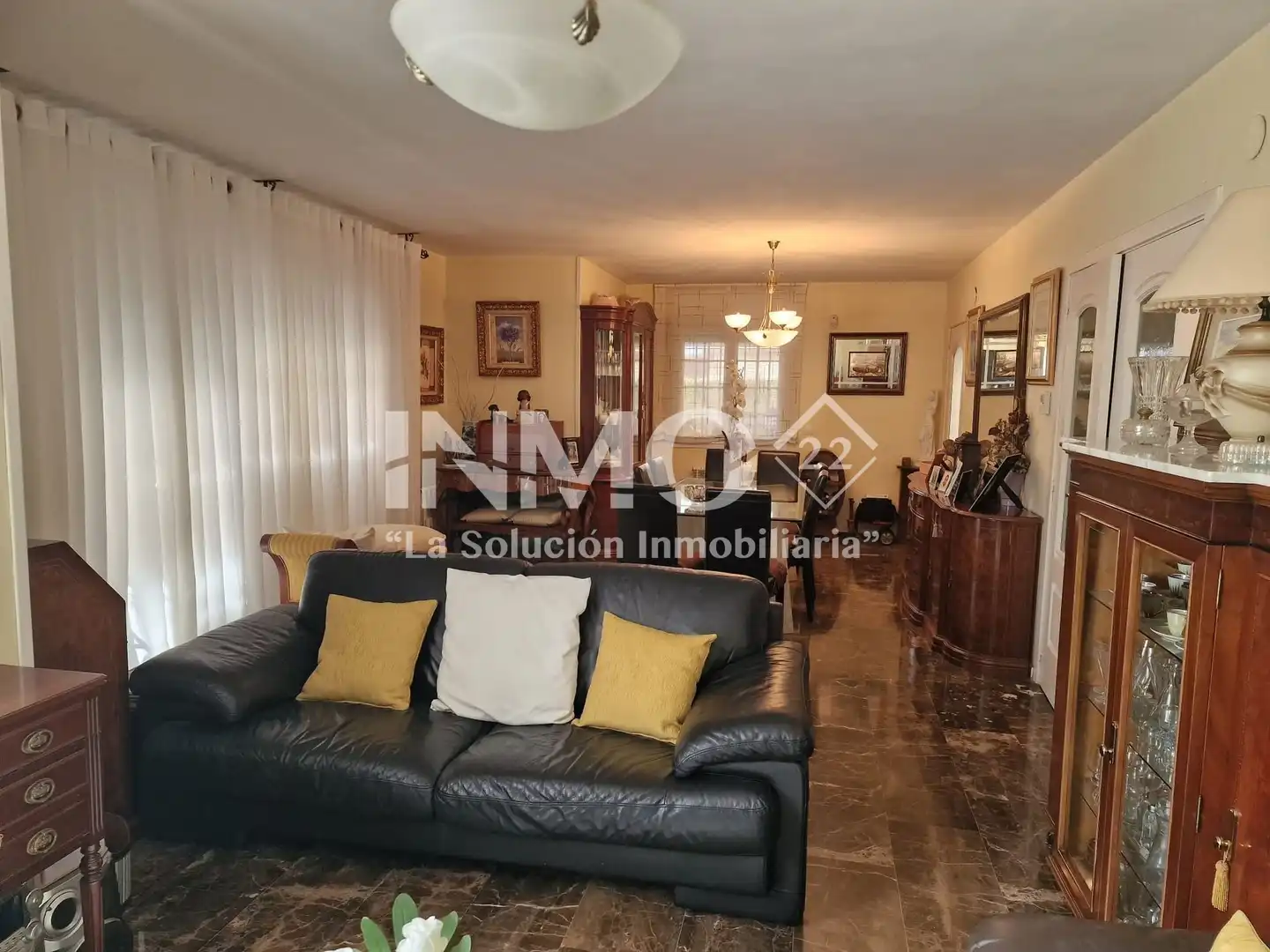Detached house with pool for sale in Carrer Moscú, imagen 6