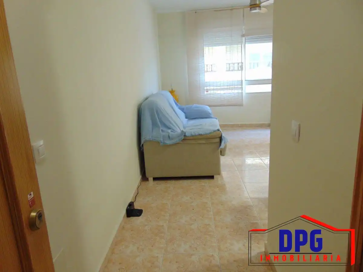 Habitación de Apartamento en venta en Garrucha con Aire acondicionado y Amueblado