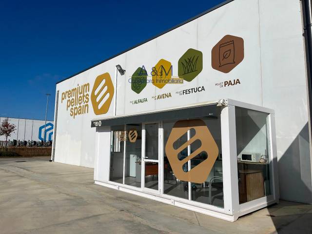 Nave industrial en Venta en Paraje de la Gata poligono 502 en Villamartín de Campos