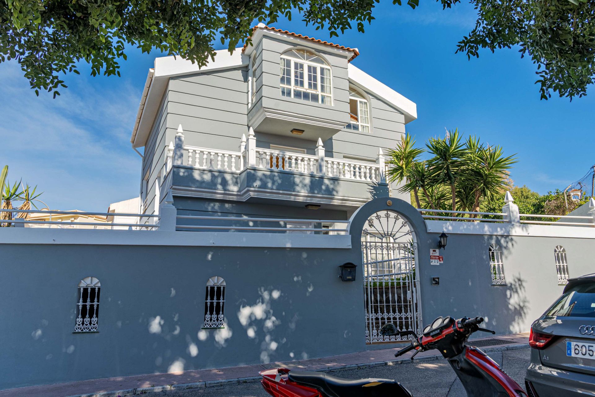 Exterior view of House or chalet for sale in Rincón de la Victoria  with Private garden