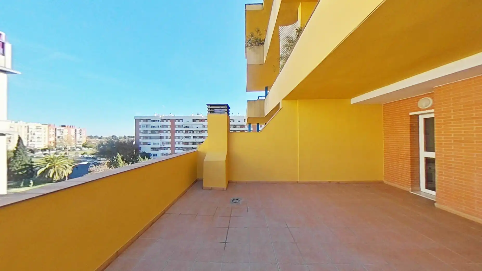 Apartamento en venta en Av Aeronaútica, Urbadiez - Entrepuentes