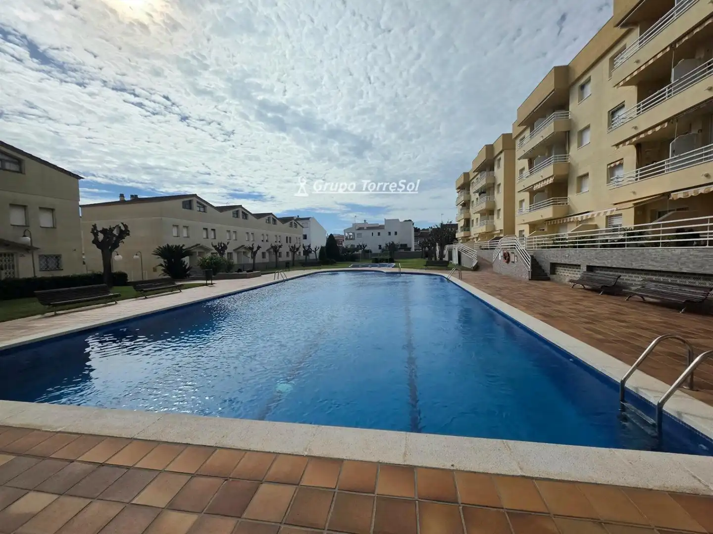 Swimming pool of Flat for sale in Torredembarra  with Air Conditioner, Heating and Terrace