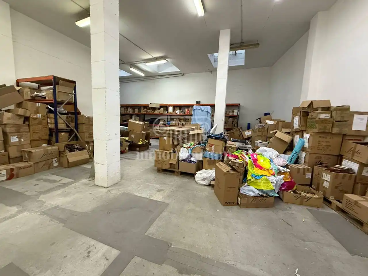 Gewerbefläche zum Verkauf in El Molí-El Rieral, imagen 2