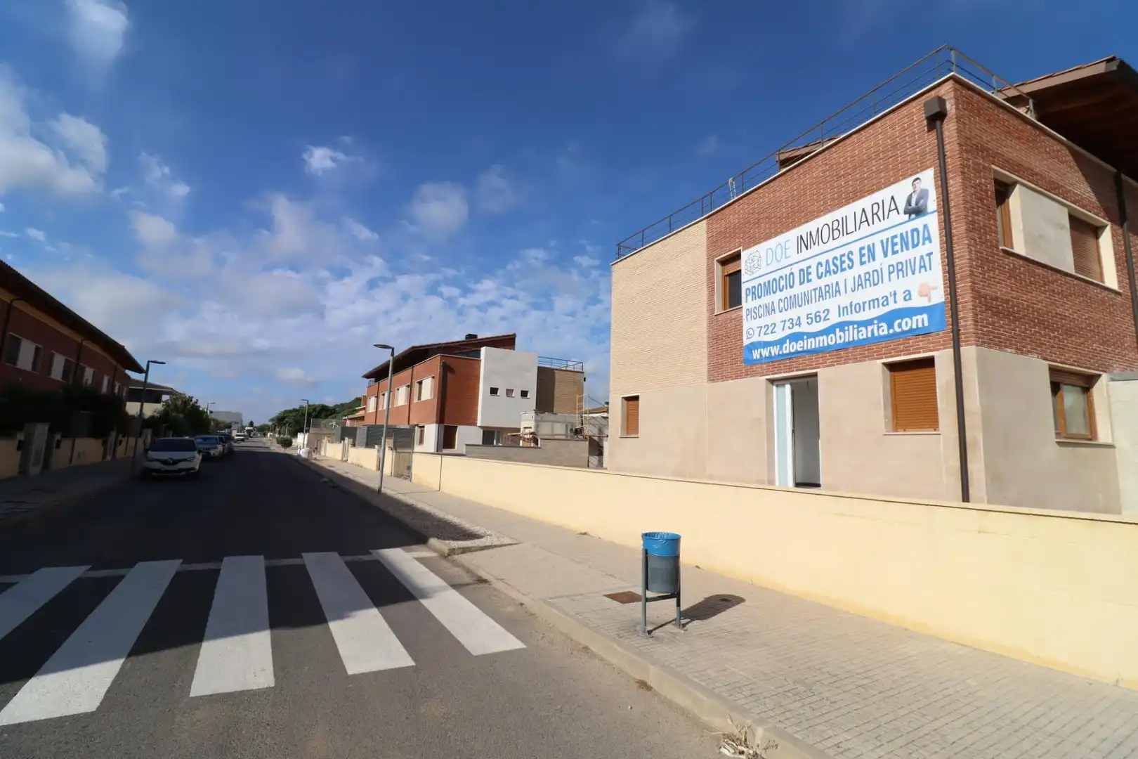 Casa adosada en venta en Calle Montserrat Roig, Ulldecona