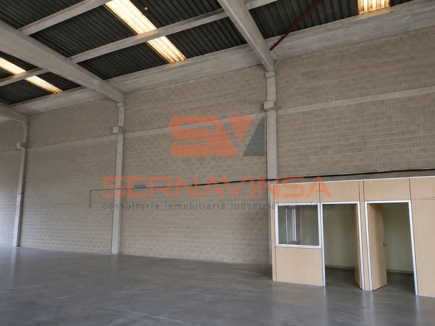 Nave industrial de alquiler en Santa Perpètua de Mogoda con Calefacción