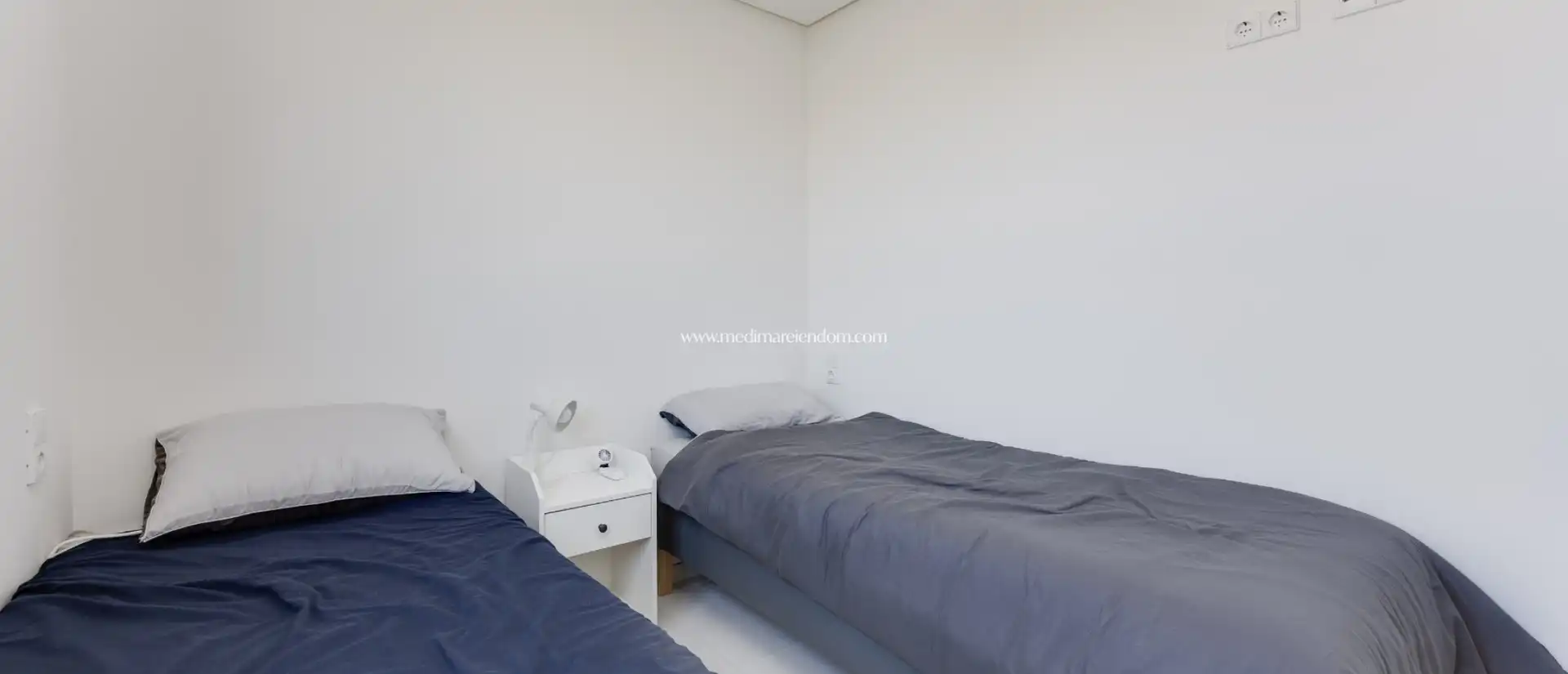 Dormitori de Apartament en venda en Santa Pola amb Aire condicionat, Calefacció i Terrassa