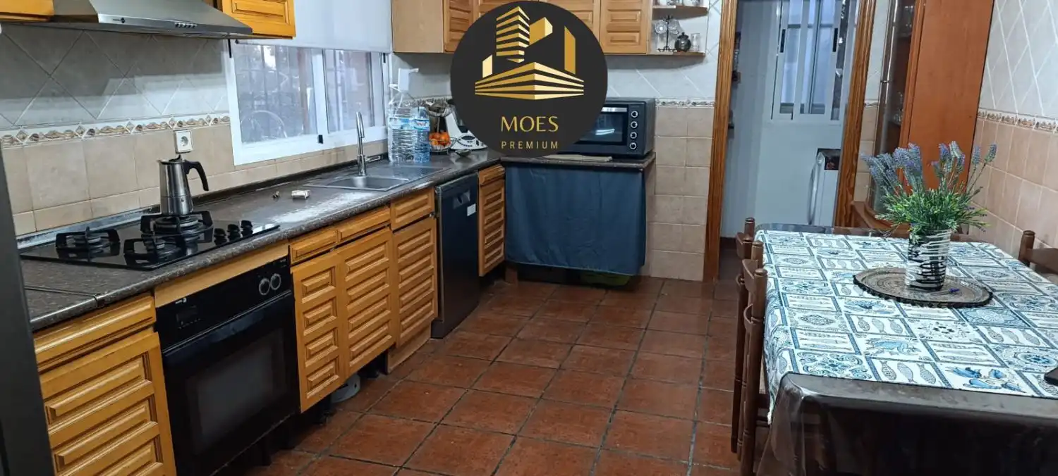 Kitchen of Houses for sale in Jaén  with Air Conditioner, Heating and Terrace