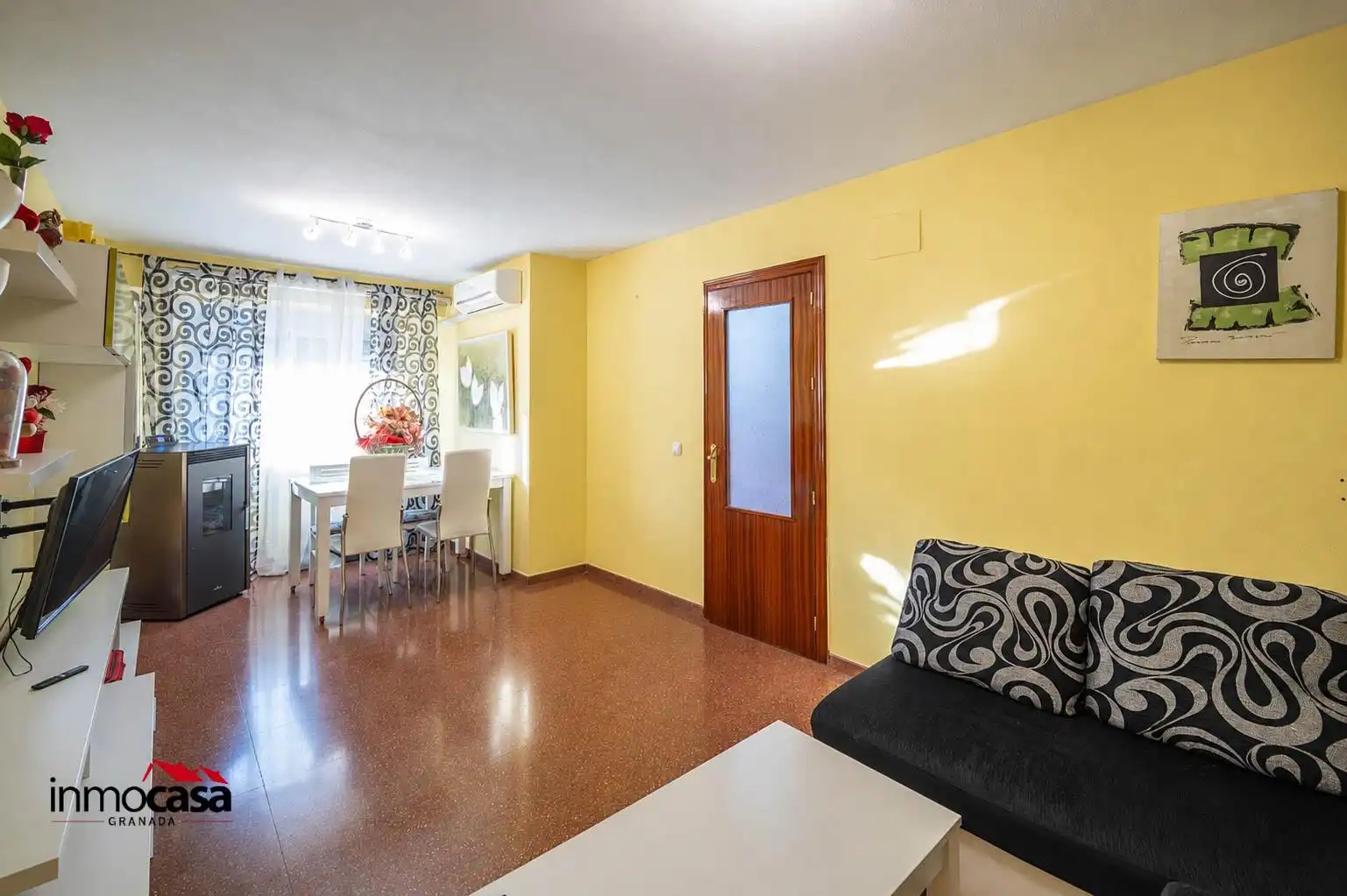 Sala d'estar de Casa adosada en venda en Píñar
