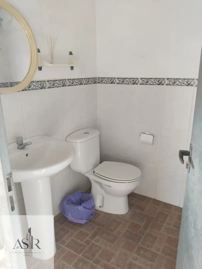 Badezimmer von Haus oder Chalet zum Verkauf in Alzira mit Terrasse, Abstellraum und Schwimmbad