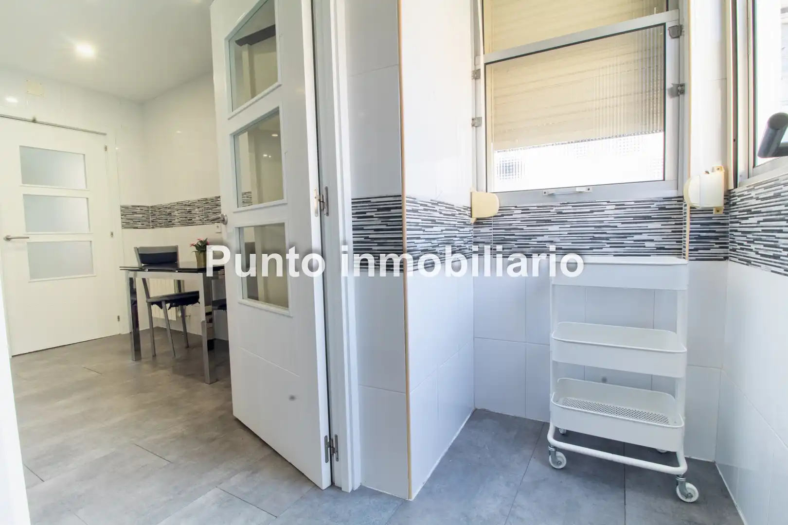 Cuina de Pis en venda en Valladolid amb Calefacció, Parquet i Traster