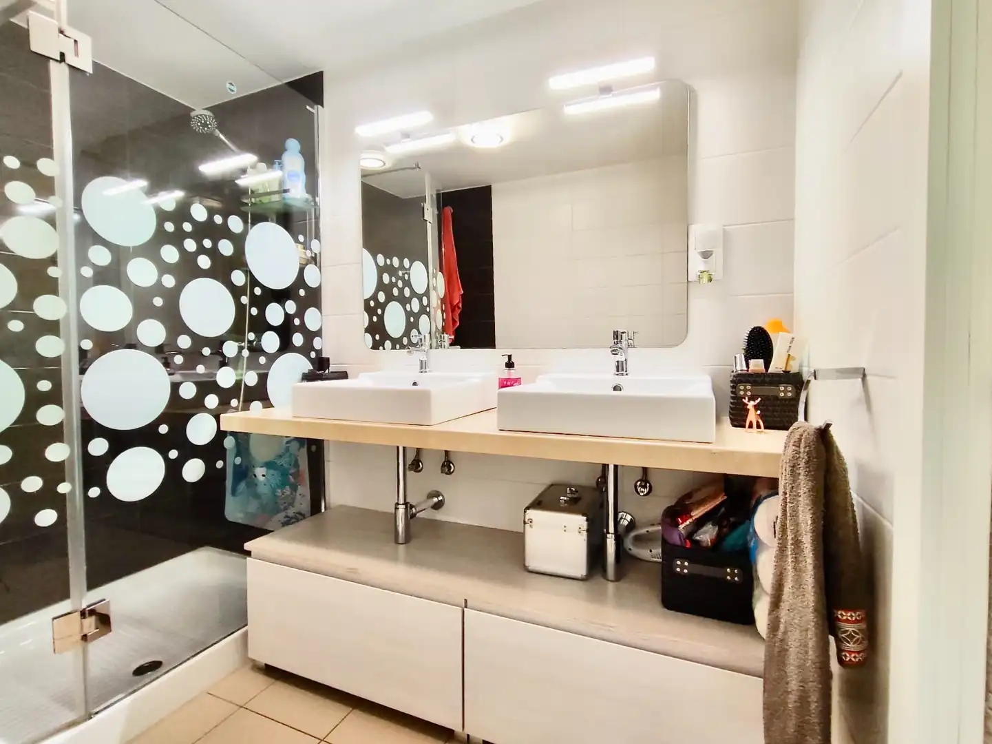 Bathroom of Flat for sale in Salou  with Air Conditioner, Heating and Parquet flooring