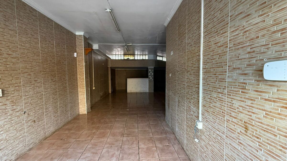 Local en venda en  Almería Capital