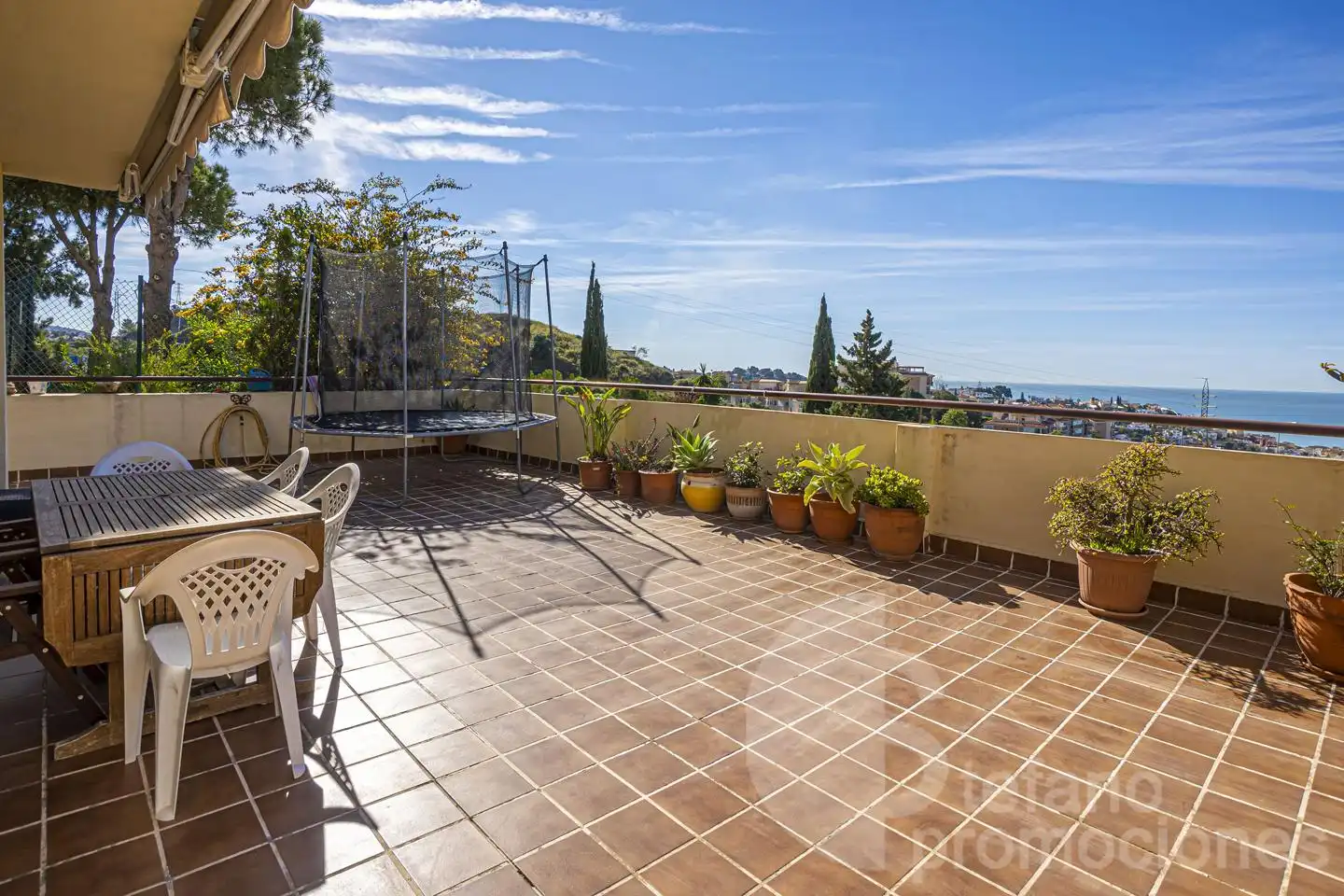 Terrassa de Casa adosada en venda en Málaga amb Aire condicionat, Jardí privat i Terrassa