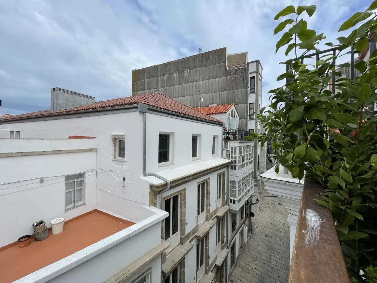 Vista exterior de Pis en venda en A Coruña Capital  amb Calefacció i Terrassa