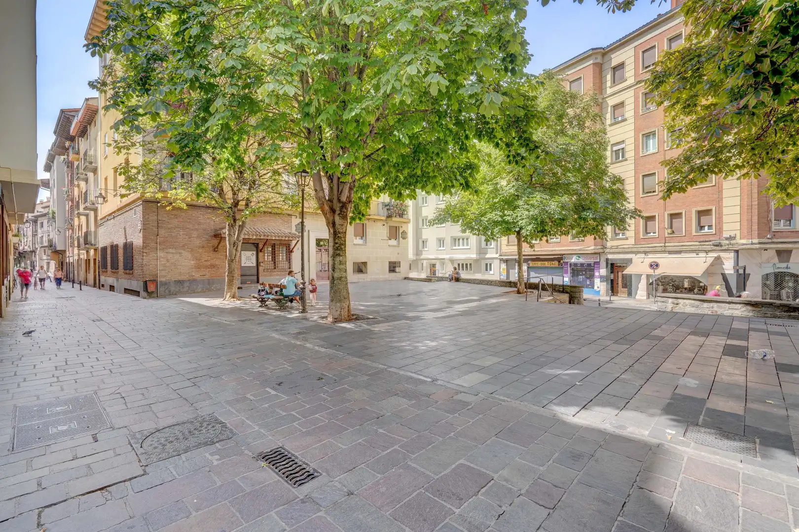 Local comercial en venta en Fuente de los Patos Plaza, Vitoria-Gasteiz, Spain 1, imagen 27
