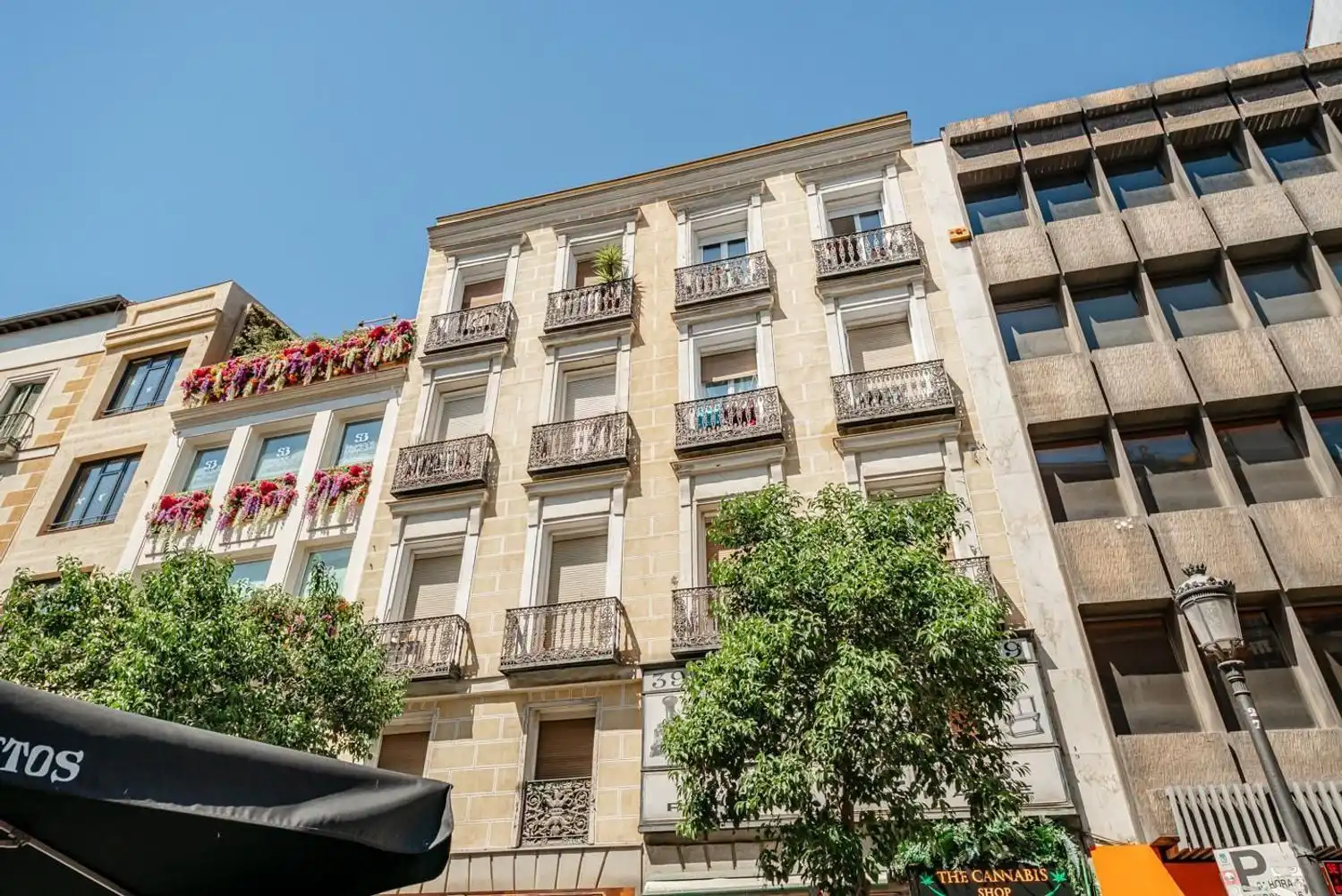 Vista exterior de Piso en venta en Madrid con Aire acondicionado, Calefacción y Amueblado